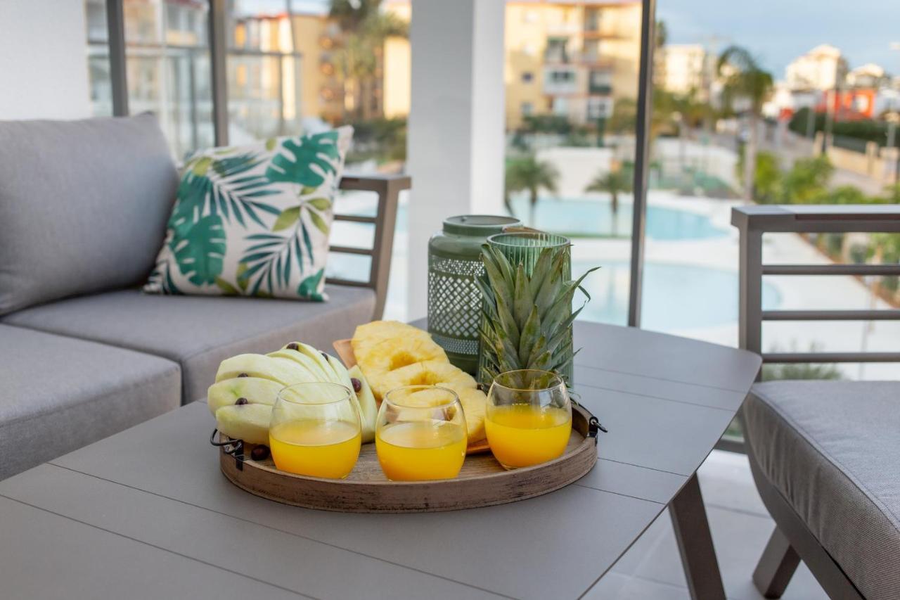 Sunny Apartment In Denia With Outdoor Swimming Pool And Garage Parking Place Included, 300M From The Sandy Beach Exterior foto